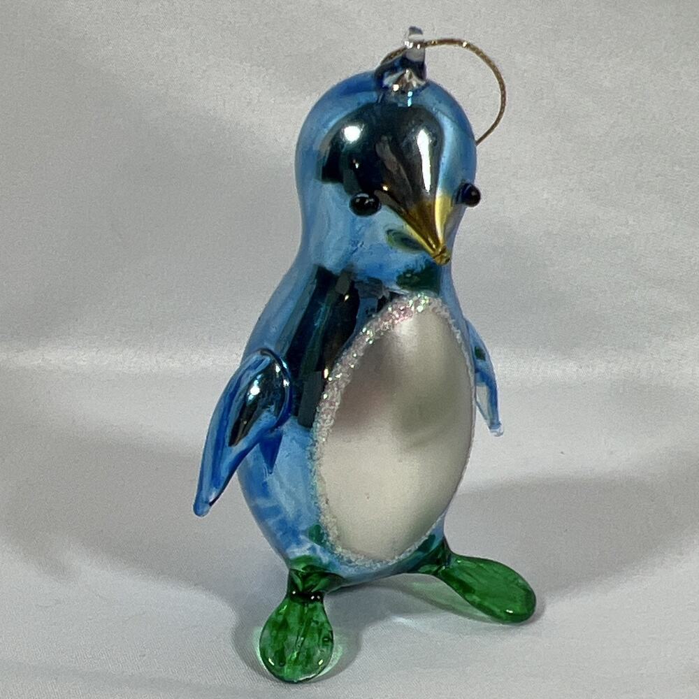 Vintage Hand Blown Art Glass Penguin Figurine Ornament Blue Green Glossy 4.5” - Picture 2 of 9